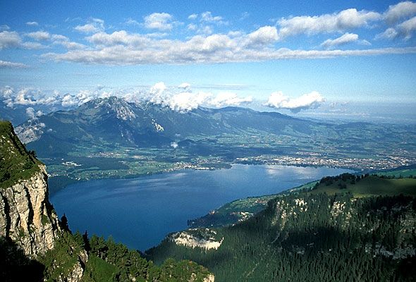 File:Thunersee.jpg