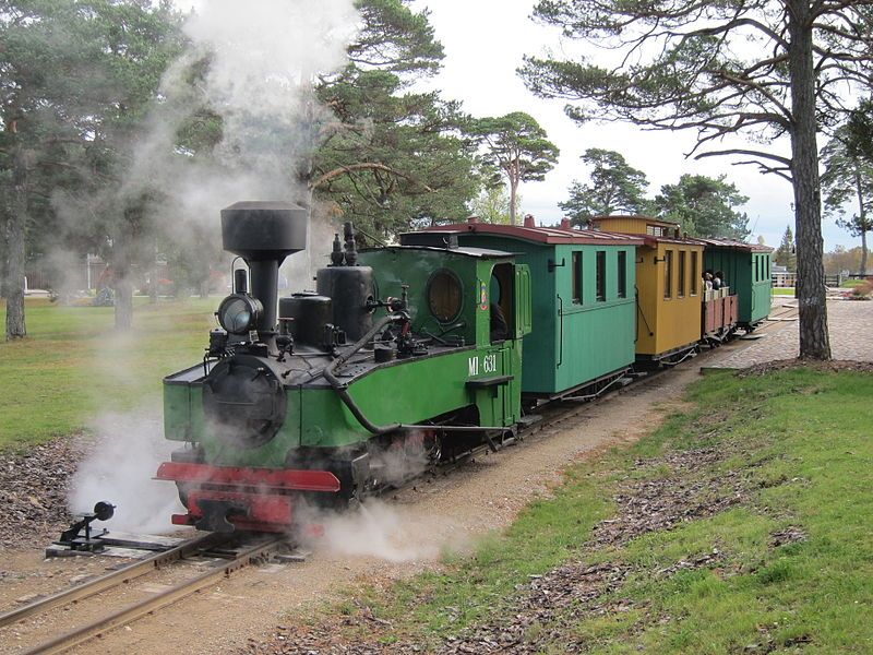 File:Ventspils narrow gauge railway.jpg