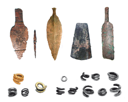 File:Yamnaya metal artefacts.png