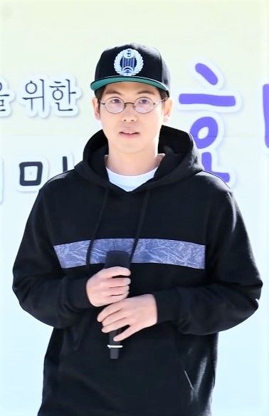 File:150425 매드클라운 02.jpg