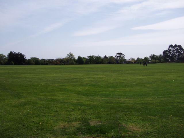 File:Centennial Park Christchurch 4.JPG