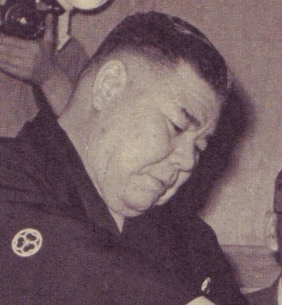 File:Dewanoumi oyakata 1961 (cropped).JPG