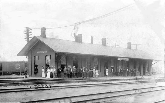 File:Kensington Station, Illinois Central Railroad, Riverdale, IL.jpg