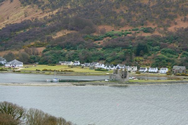 File:Lochranza.jpg