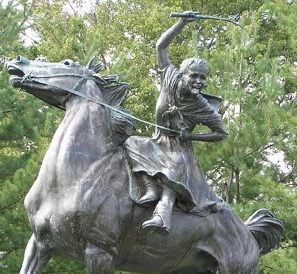 File:Ludington statue 800 (tight crop).jpg