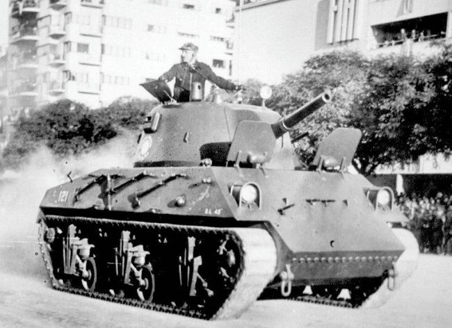 File:Nahuel Tank.jpg