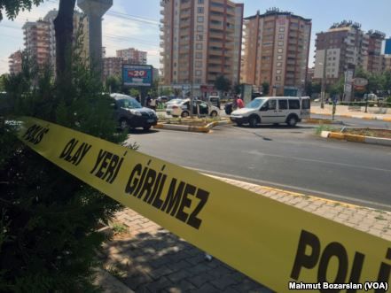 File:PKK violence in Diyarbakır, August 2015 (9).jpg