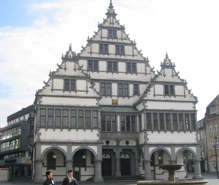 File:Rathaus Paderborn.jpg