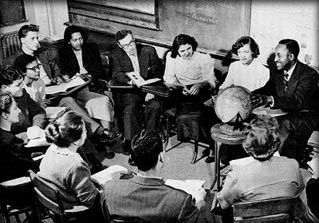 File:SocialScienceClass, at city tech, Feb 1950.jpg