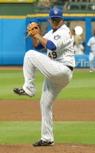 File:Yovani Gallardo on August 14, 2009.jpg