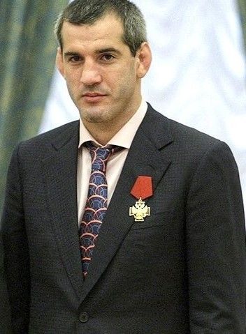 File:Buwaisar Saytiev.jpg