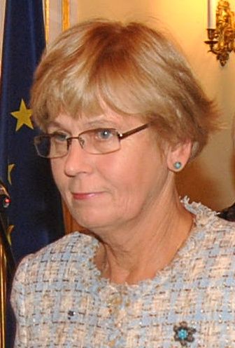 File:Helle Kalda - Saeima 2010.jpg