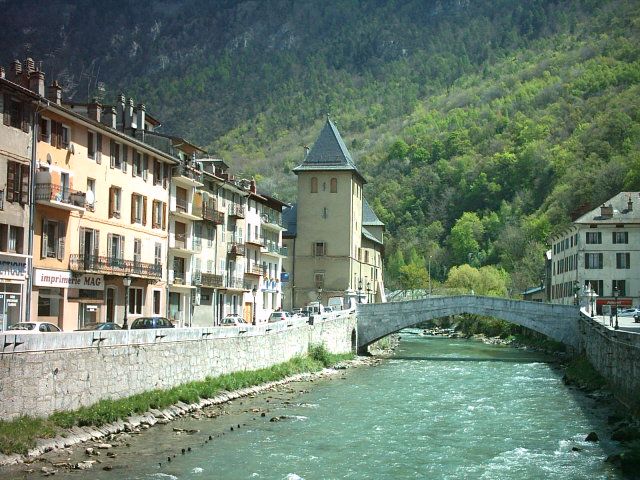 File:Moutiers.jpg