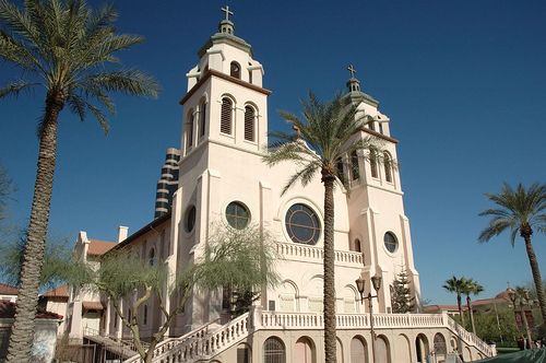 File:Saint Mary's Basilica001.jpg