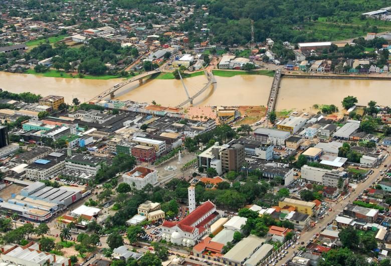 File:Bairro Centro Rio Branco.jpg