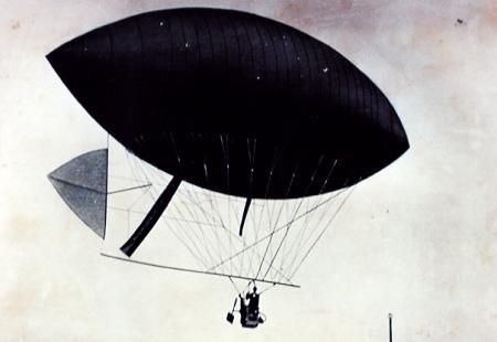 File:Santos-Dumont No. 3 airship.jpg