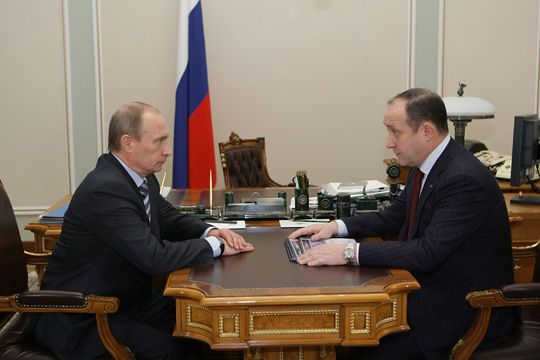 File:2009-12-26 Владимир Путин, Сергей Франк (2).jpeg