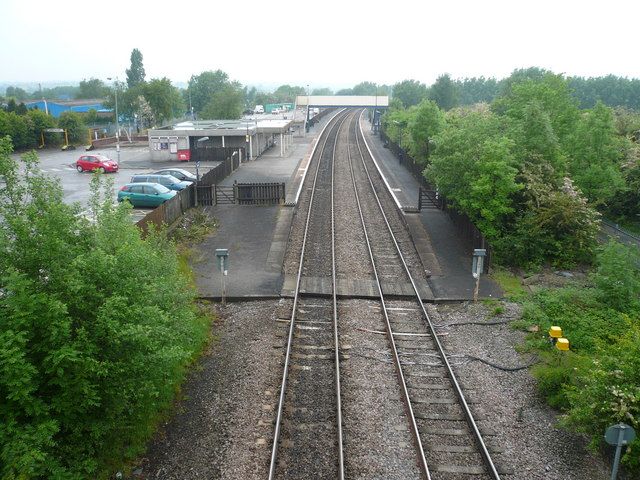 File:Alfreton railway station in 2008.jpg