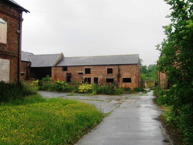 File:Barn, Meadowhouse Farm.jpg