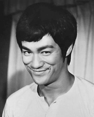 File:Bruce Lee 1973 (cropped).jpg