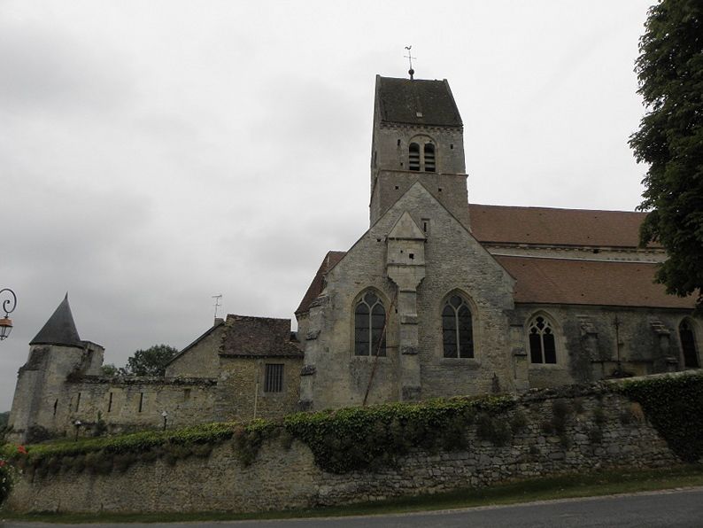 File:Arcis-le-Ponsart (51) Église 5.jpg