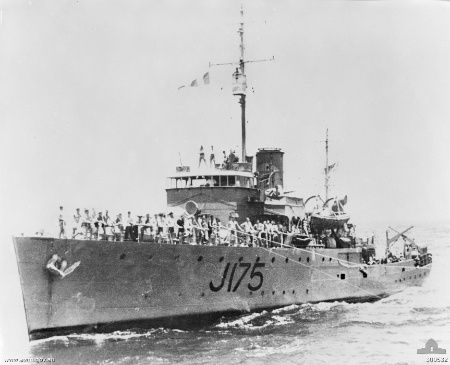 File:HMAS Cessnock (300532).jpg