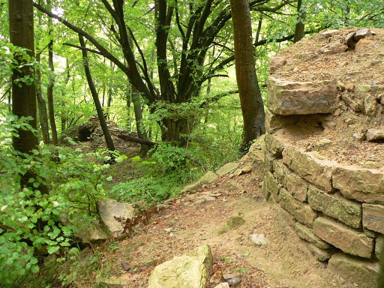 File:Lauenstein Turm.jpg