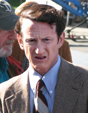 File:Sean Penn Filming Milk in 2008.jpg