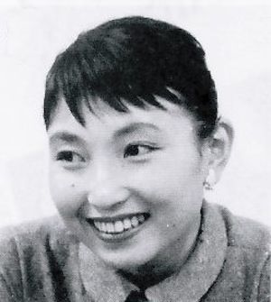 File:Tetsuko Kuroyanagi 1956.jpg