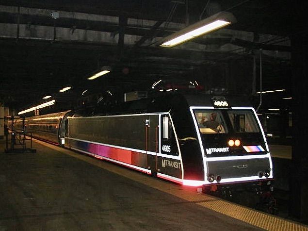 File:Bombardier ALP-46 in Philadelphia's 30th Street station.jpg