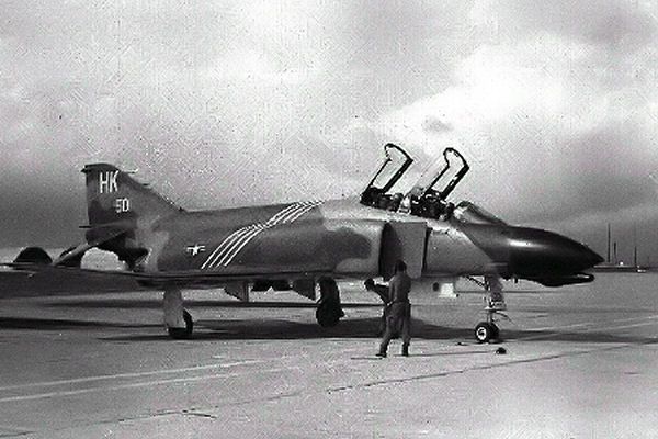 File:F-4d-480tfs-phucat.jpg