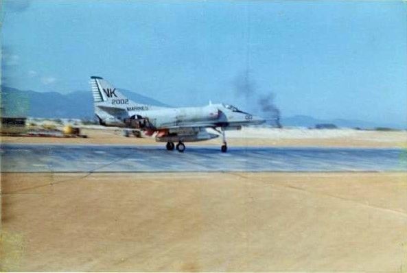 File:A-4E landing at Chu Lai Mar 1967.jpg