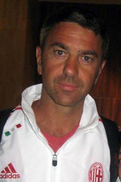 File:Billy Costacurta AC Milan Glorie 2011.jpg