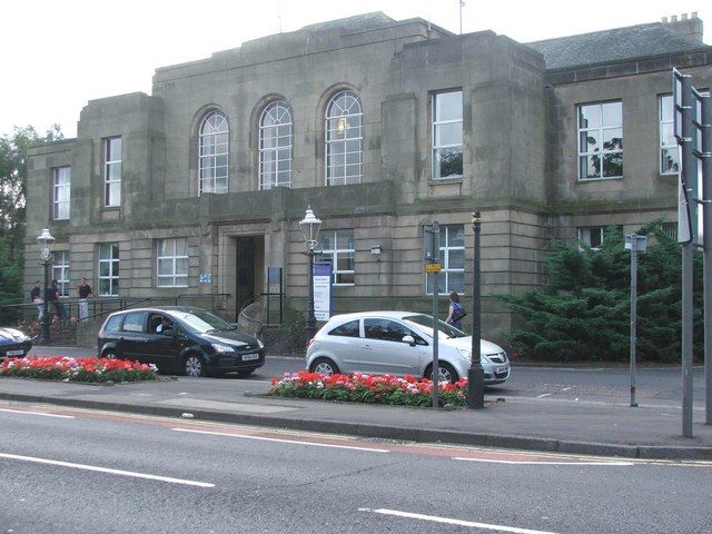 File:Municipal Buildings - geograph.org.uk - 542572.jpg