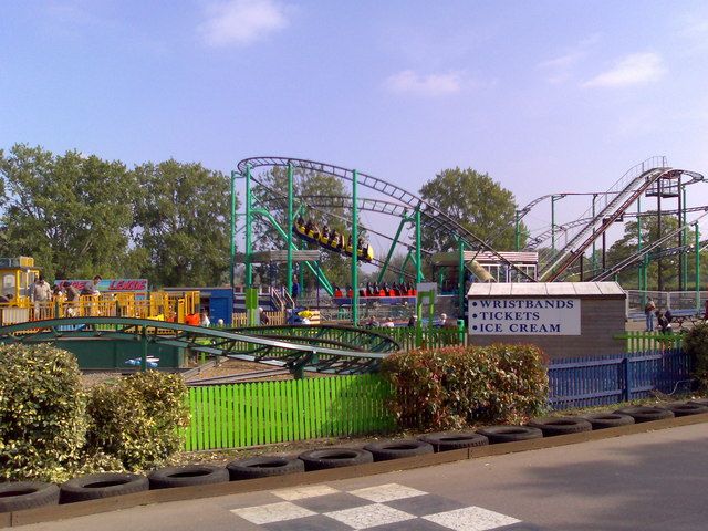 File:Arena, Wicksteed Park.jpg