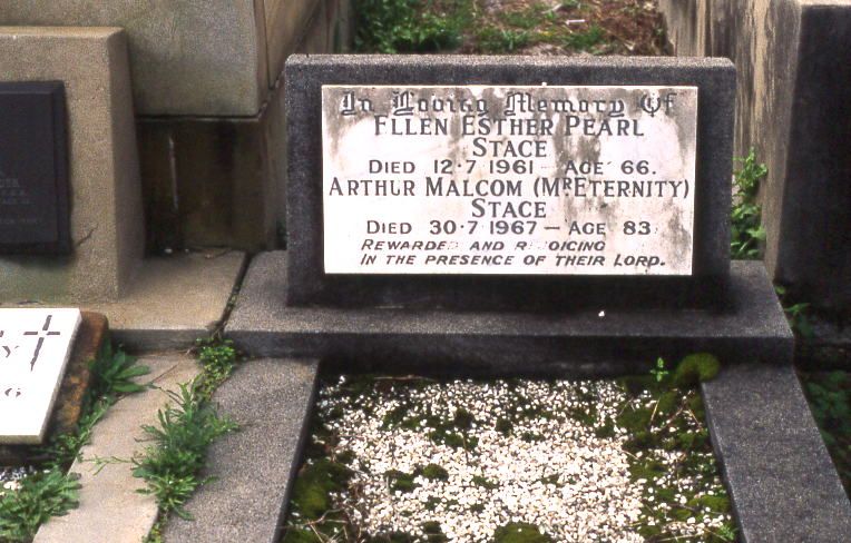 File:Arthur Stace grave 001.jpg