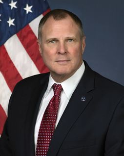 File:Howard Elliott official photo.jpg