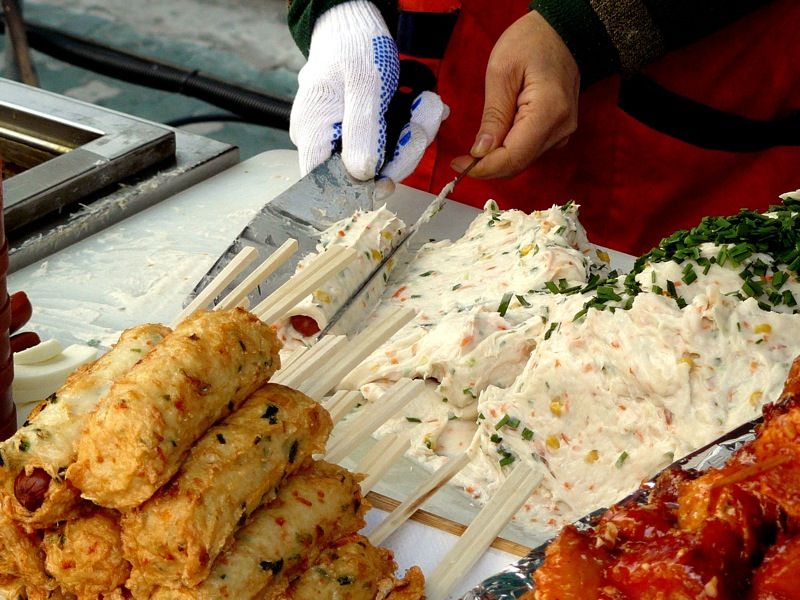 File:Korean snack-Eomukbar-01.jpg