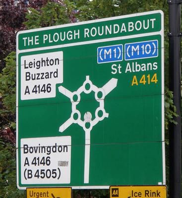 File:Plough roundabout sign.jpg