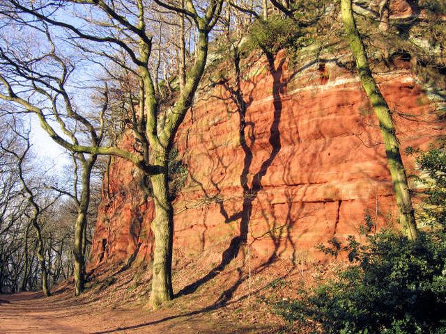 File:Sandstone Trail Netherton.jpg