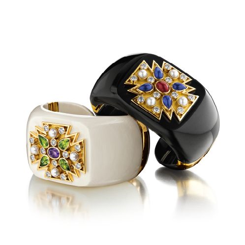 File:Verdura Maltese Cuffs.jpg