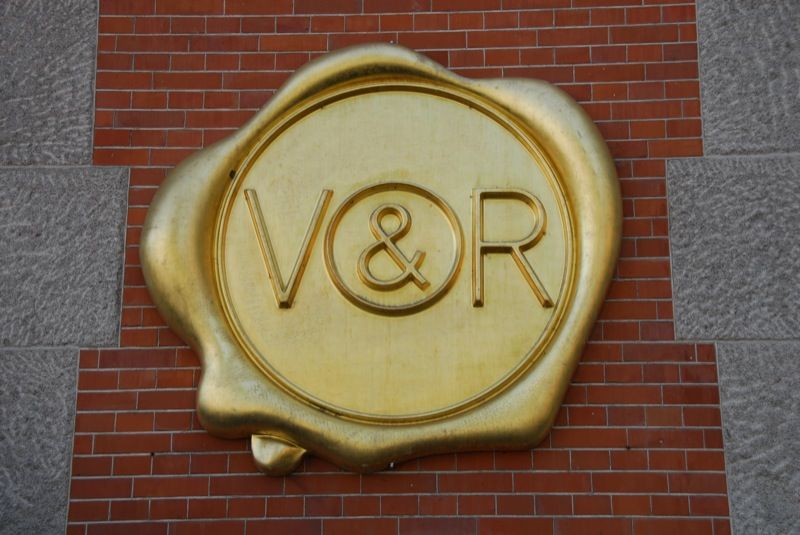 File:Viktor & Rolf HQ.jpg