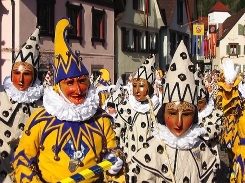 File:Wolfach Fastnacht.jpg