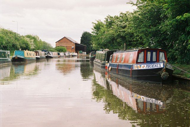 File:Calveley - Shropshire Union Canal.jpg