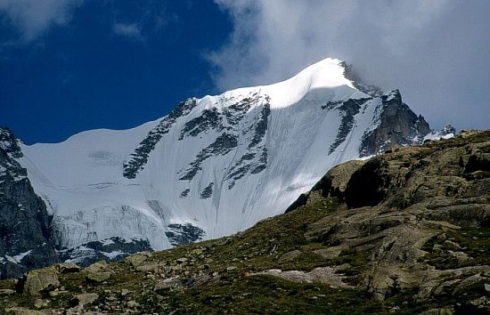 File:Gran Paradiso.jpg