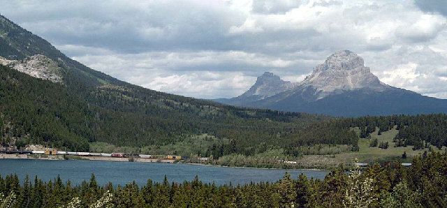 File:Crowsnest pass.jpg