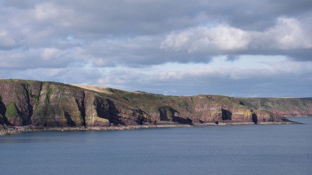 File:Greenala Point - geograph.org.uk - 1570878.jpg