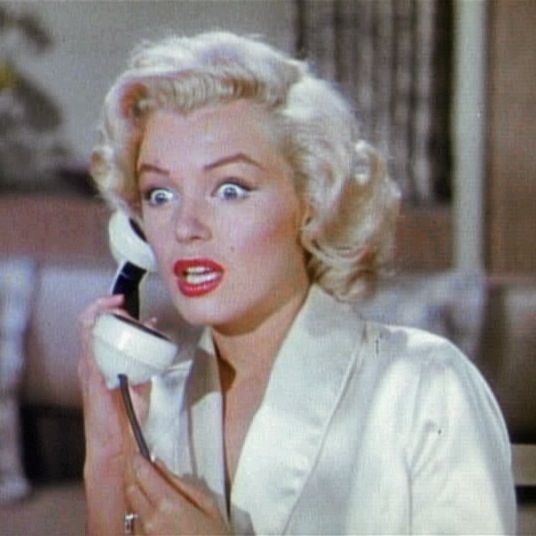 File:Gentlemen Prefer Blondes Movie Trailer Screenshot (16).jpg