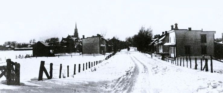 File:Rue de la Station Contrecoeur 1910.jpg