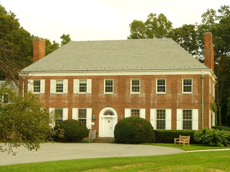 File:Sagamore Hill Museum.JPG